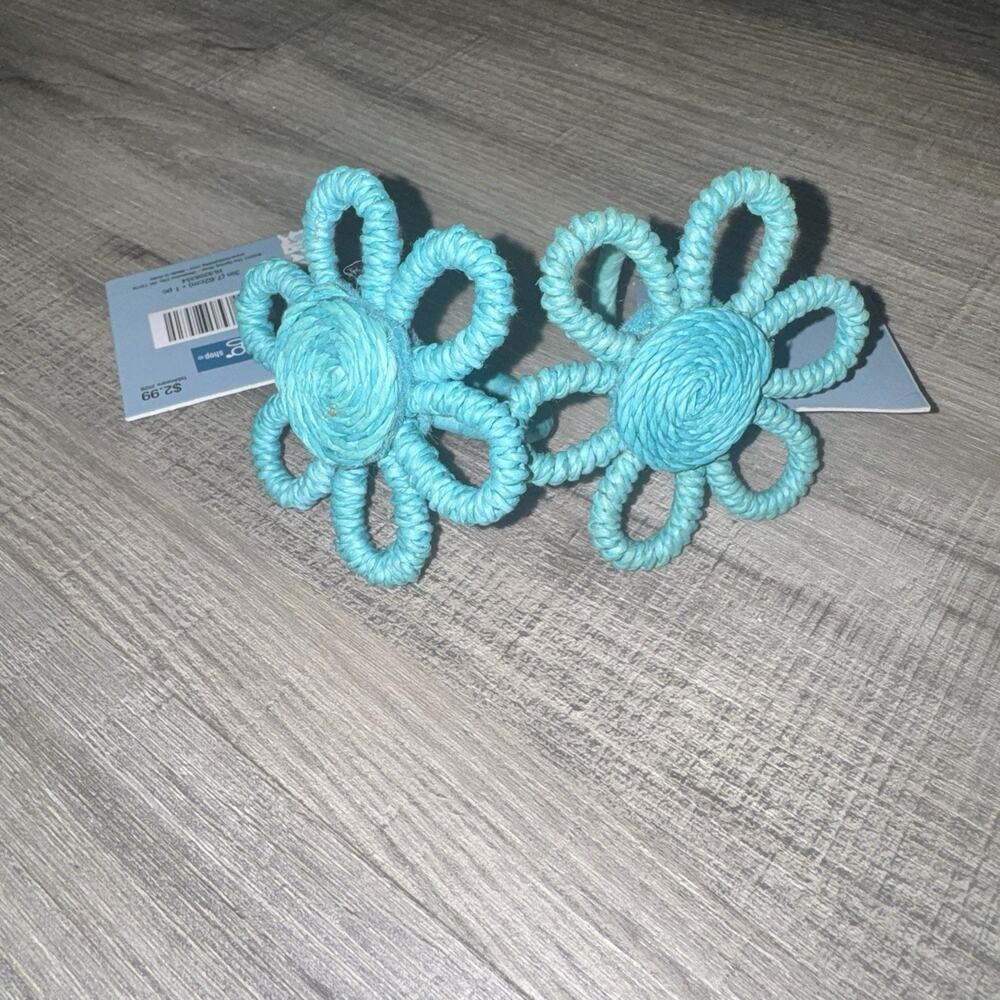 Hobby Lobby Spring Shop Aqua Flower Napkin Rings Set of 2 Woven Floral NWT